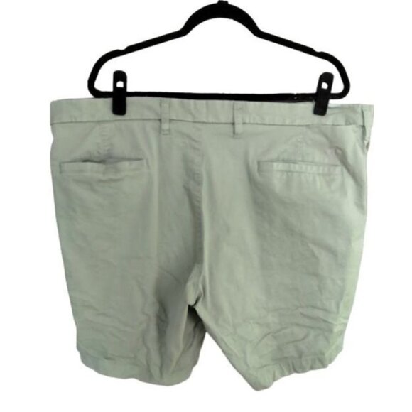 Dockers Supreme Flex Ultimate Mens Green Shorts Size 44 Classic Fit - Picture 5 of 12